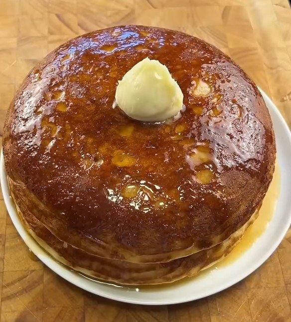 Fluffy Buttermilk Pancakes Like Your Favorite Breakfast Spot